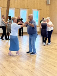 dance-factory-gmbh-laufen-saal-tanzen-003-tanzschule
