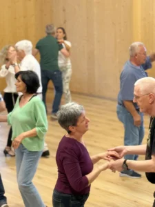 dance-factory-gmbh-laufen-saal-tanzen-013-tanzschule